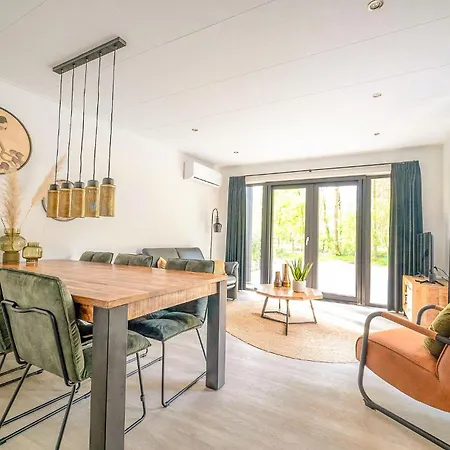 Holiday home 3 Bedroom Nice In *